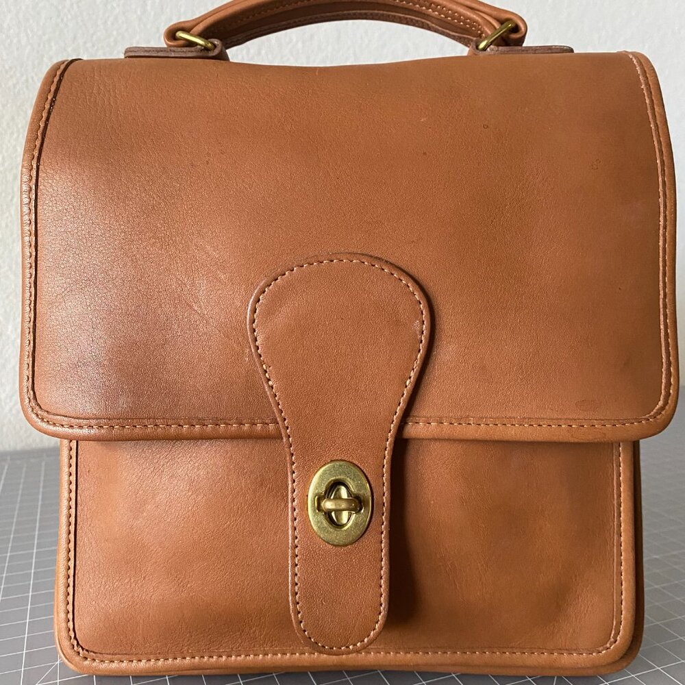 Coach Vintage 5130 Station Leather Crossbody Bag Purse Light Brown - Picture 3 of 16